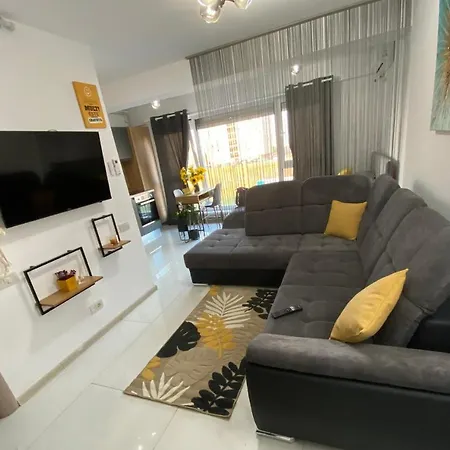 Apartament Yellow